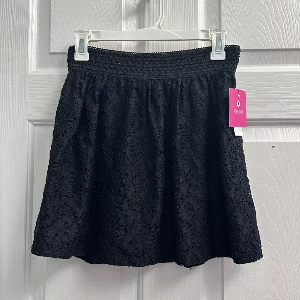 NWT Amy Byer Girls Size XL 16 Black Lace Eyelet Waistband Skirt